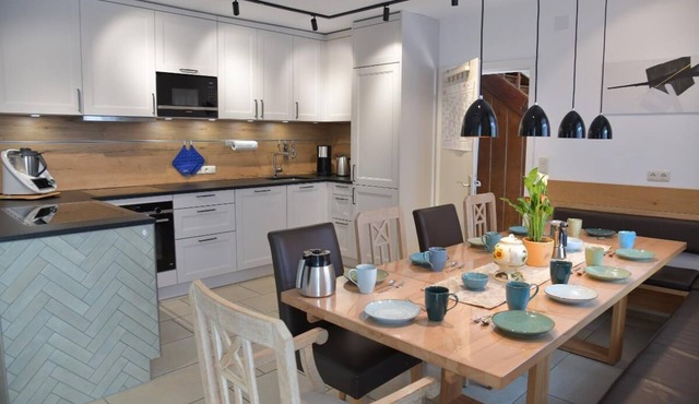 Fantastic vacation home (200 sqm) for up to 10 people with terrace