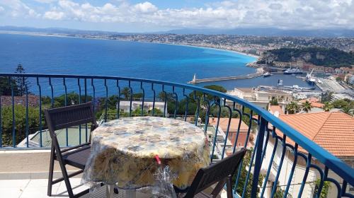 fantastic view ! private bedroom in a family apartment, private bathroom, shared kitchen and living spaces