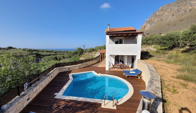 Fantastic Villa With Private Pool, Sea, Mountain & Village Views, Ideal Location