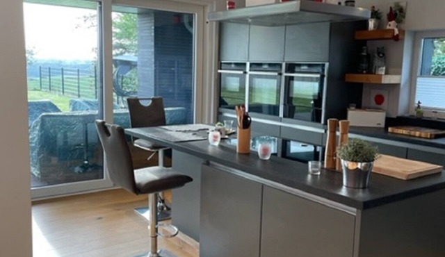Fantastic villa with unobstructed views just outside Cologne