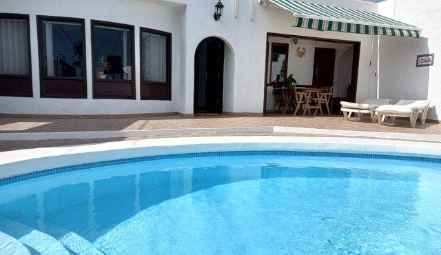 Fantastischer Meerblick, Private Lage mit Beheiztem Pool