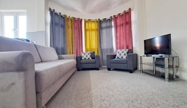 Fantasy accommodation in Golders Green/Brent Cross