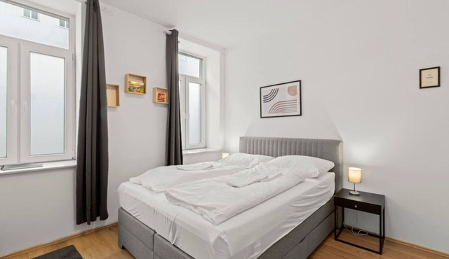 FarawayHomes Studio Vienna #2