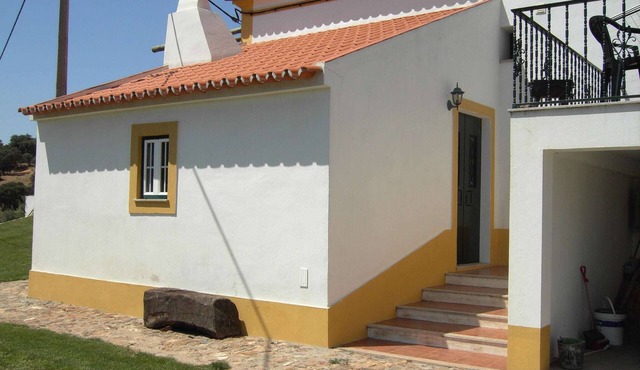 Farmhouse in Montemor near Évora