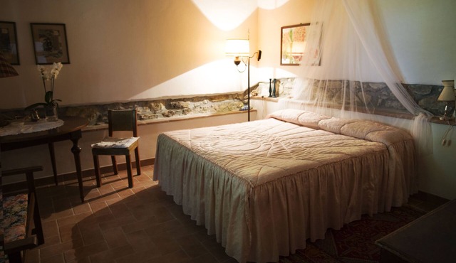 Farmhouse on the Mugellane Hills near Florence.Warm your soul with the fireplace