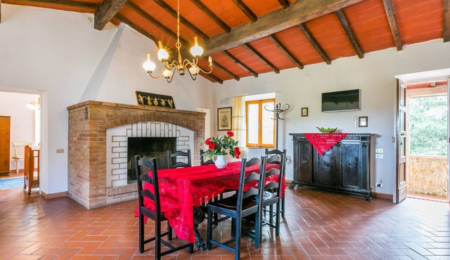 Fattoria Petraglia - Padronale by Interhome