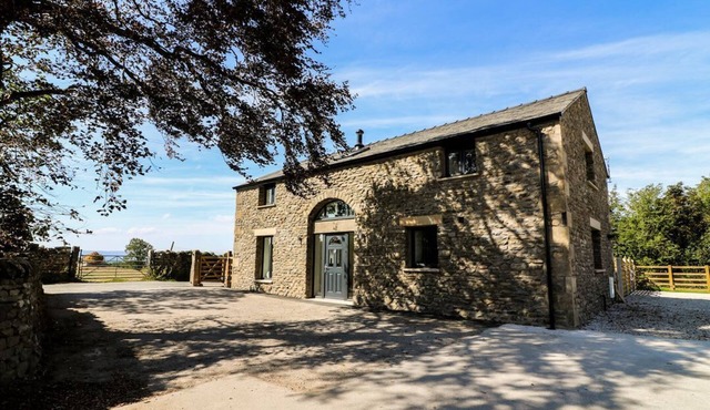 FELL GATE FARM: Damson Barn Retreat
