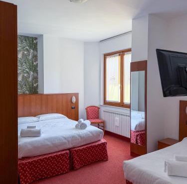 Fell Hotel