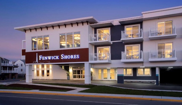 Fenwick Shores, Tapestry Collection by Hilton