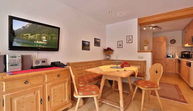 Ferienwohnung Steinberg, 1-2 Personen, 55 qm, Bad + Dusche/WC, Balkon, TV, W-LAN, 1 Schlafzimmer, Nichtraucher, Allergiker
