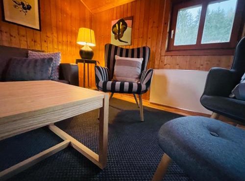 Ferienhäuschen 200 m vom See, mit eigenem Garten, Urlaub mit Hund in der Natur