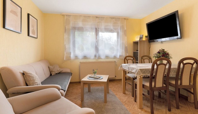 Ferienhof Brutoni Apartment "Waldzauber" with Mountain View, Balcony, Shared Barbecue Area