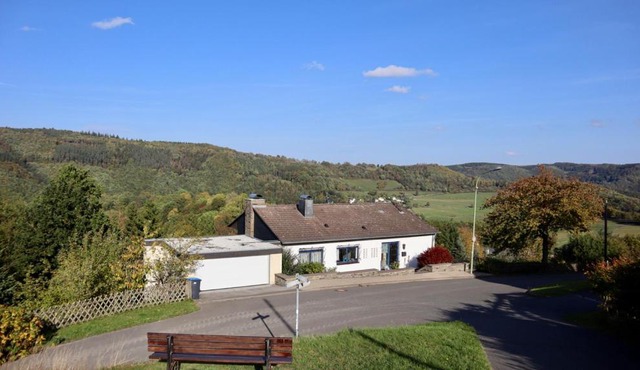 Ferienhaus Blick auf Dedenborn