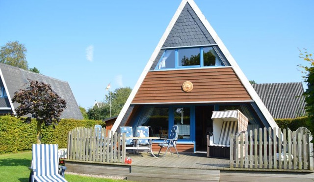 Ferienhaus Delphin, Damp