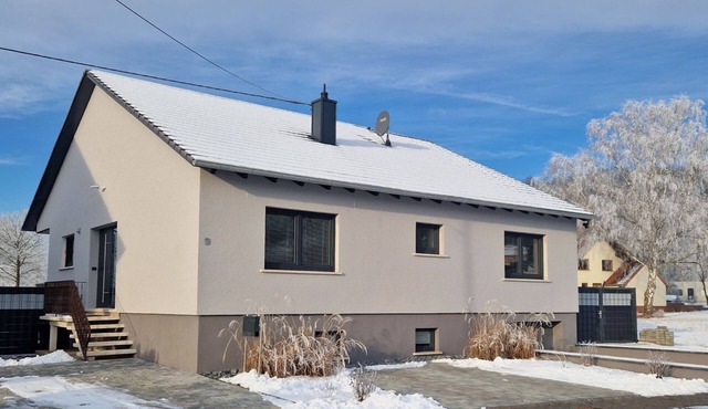Ferienhaus Guldner mit Terrasse, Garten, Sauna & Kleinem Wellnessbereich