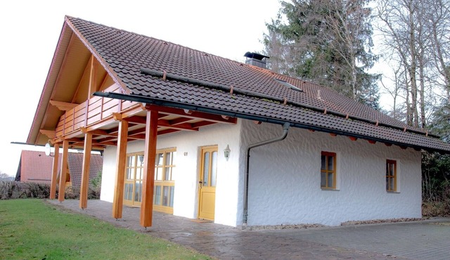 Ferienhaus mit Balkon und Terrasse