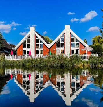 Ferienhaus mit Wasserterrasse - mit Sauna und Kamin - inklusive Nebenkosten
