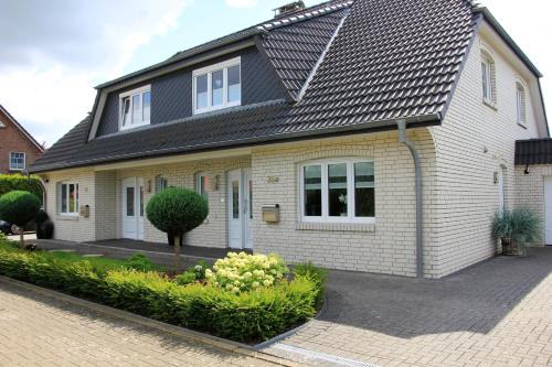 Ferienhaus Uggelharde mit großer Terrasse