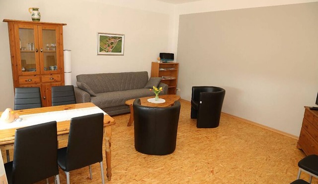 Ferienhof Schwienhorst - Ferienwohnung Schwalbennest, 1-4 Pers