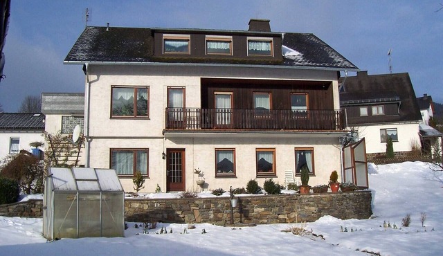 Ferienwohnung im Sauerland Hillside