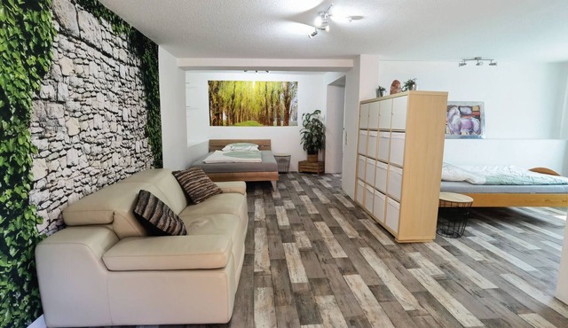 Ferienwohnung "painted Horse", 120 qm, bis zu 7 Personen, Ruhige Lage, neu ren