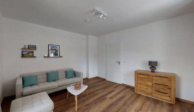 Ferienwohnung 1 mit Balkon und Bergblick