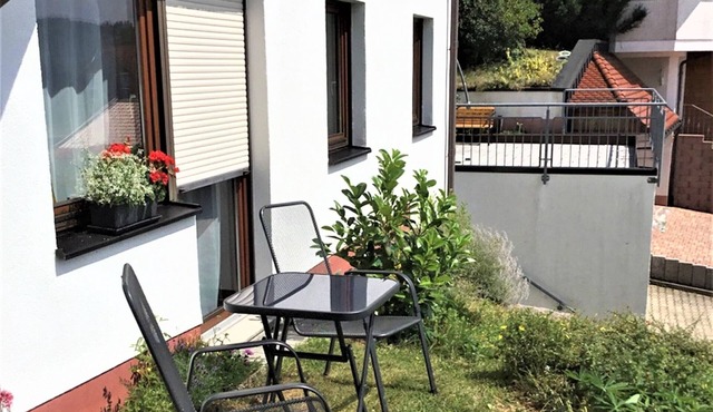 Ferienwohnung, 45qm, Terrasse, 1 Schlafzimmer, max. 2 Personen