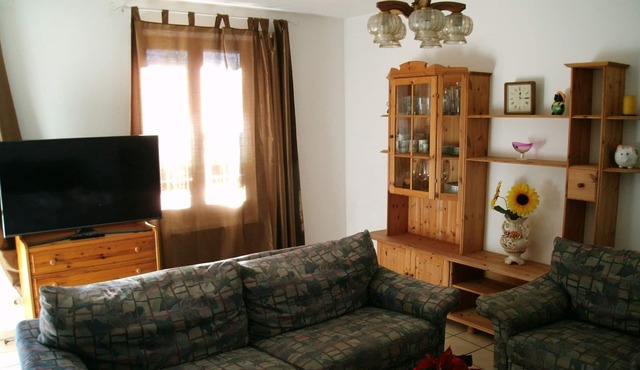 Ferienwohnung 70m², Terrasse, 2 Schlafzimmer, Küche, Geschirrspüler, W-lan