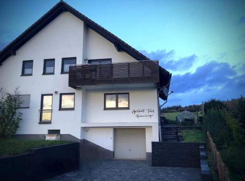 Ferienwohnung "Apartment Paul" Eppelborn - Stilvolles Apartment mit Terrasse, Parkplatz & zentrale Lage