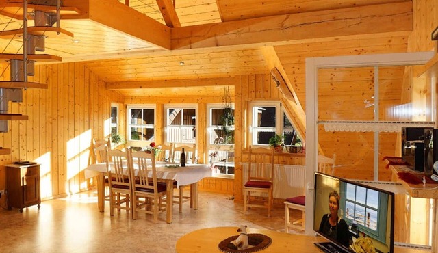 Ferienwohnung Blumenwiese, 100qm, 3 Schlafzimmer, max. 5 Personen
