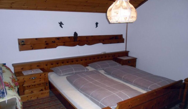 Ferienwohnung Bergblick 45 qm. 1 Schlafzimmer, 1 Küche, Balkon, Sat-TV, max 3 Personen
