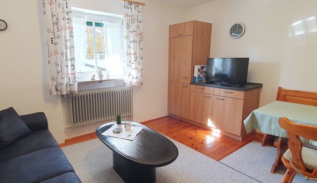 Ferienwohnung II mit 1 Schlafzimmer und Balkon