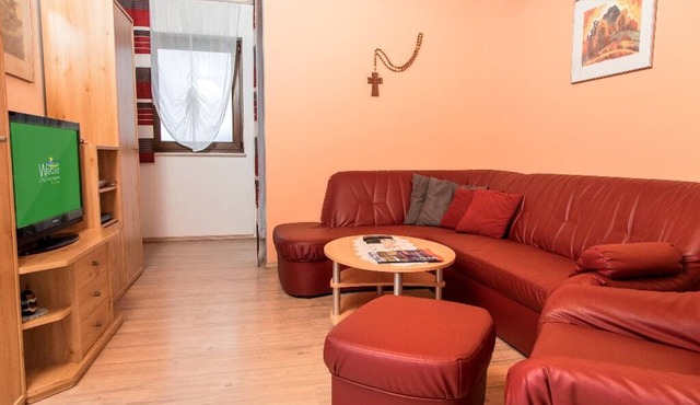 Ferienwohnung mit buchbarer Verpflegung im Ortsteil Haibühl