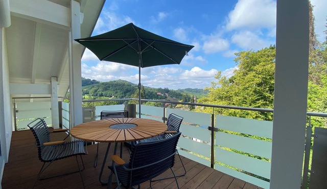 Ferienwohnung mit ca. 80qm, 2 Schlafzimmer, 1 Wohn-/Schlafzimmer, für maximal 5 Personen