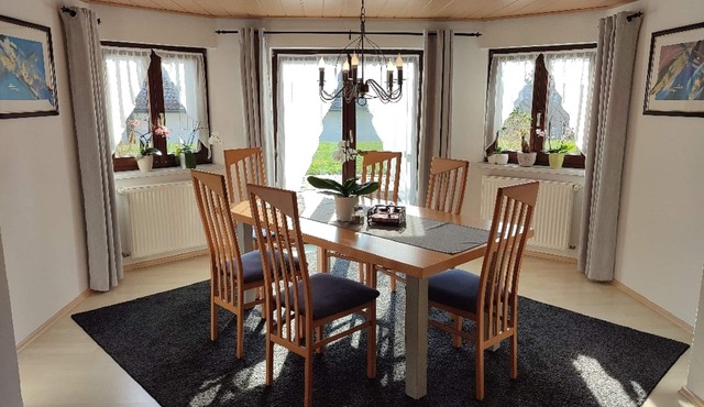 Ferienwohnung mit Terrasse