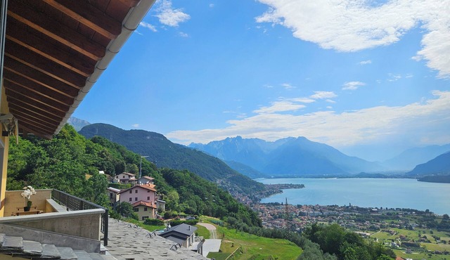 Ferienwohnung mit Terrasse mit Seeblick, Bbq, Garten, Wlan, TV Sat. Parkplatz