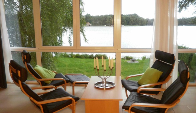 Ferienwohnung Obergeschoss - Ferienwohnhaus Drei am Zemminsee