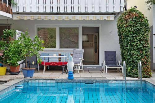 Ferienwohnung Poolblick