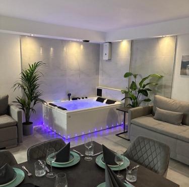 Ferienwohnung Relax - mit Whirlpool & Sauna