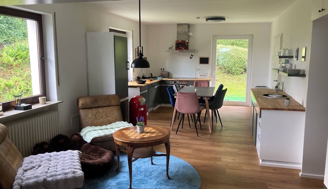 FEWO Beate 1 - 4 room vacation apartment and guest room 0152-07529212