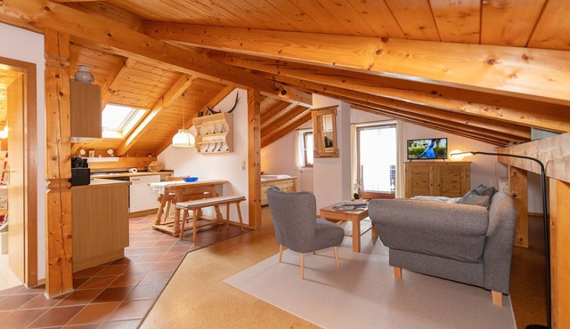 Fewo Nr. 2 Specht 1 bis 2 Personen, 45 qm, Wohnschlafraum, Du/wc, Balkon, Wlan, 2. Stock