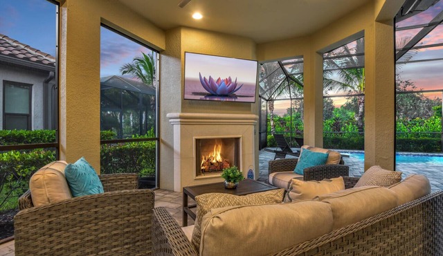 Fiddlers Retreat - Single Family Home with Private Pool in Fiddler's Creek Resort Community