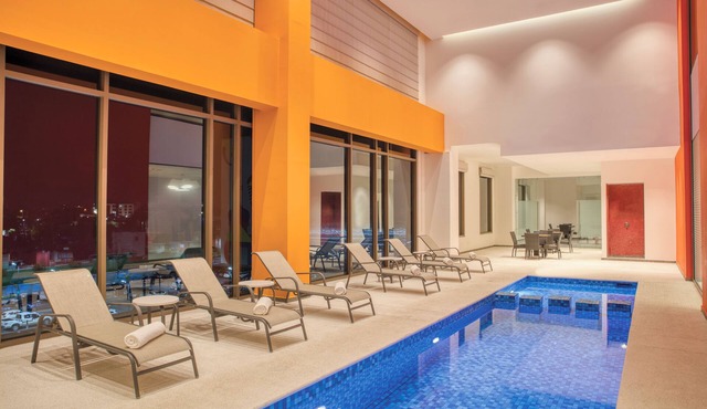 Fiesta Inn Express Puebla Explanada