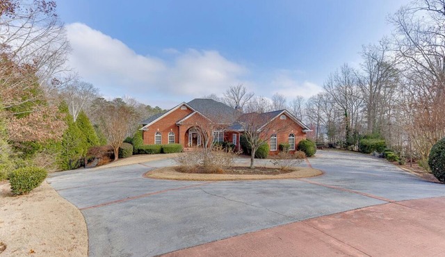 FIFA World Cup 2026 VIP Lake Lanier Estate Luxury Resort-Style Home - Sleeps 16