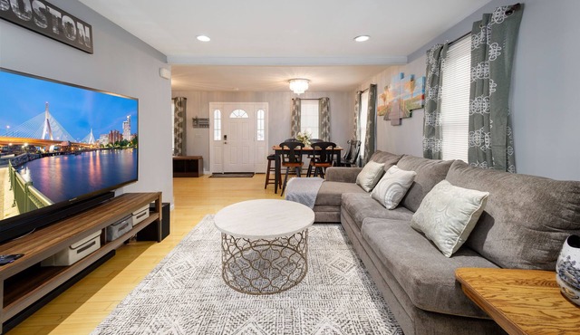 FIFA World Cup Convenient Cozy Home 3BR 2BA Pleasantly comfortable suburban home