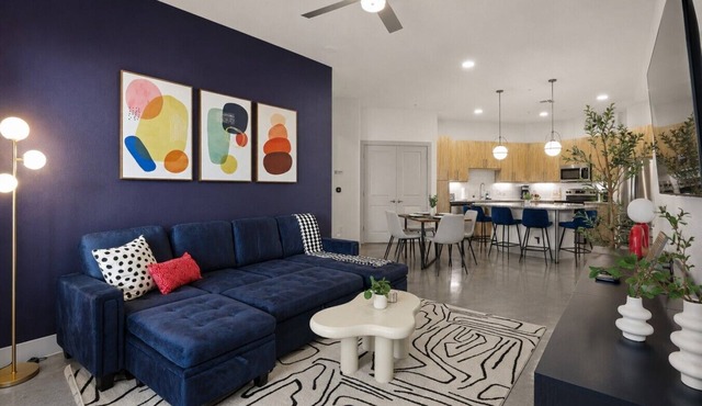 FIFA World Cup, Luxe 2BR + Gym and Pool Access