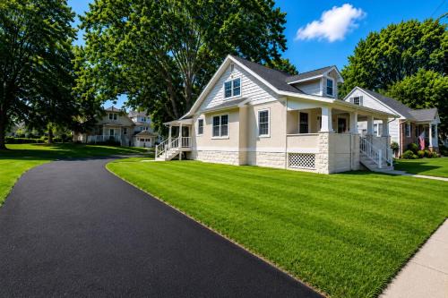 FIFA World Cup MLB All-Star Home Sleeps 12 with 10 Car Parking