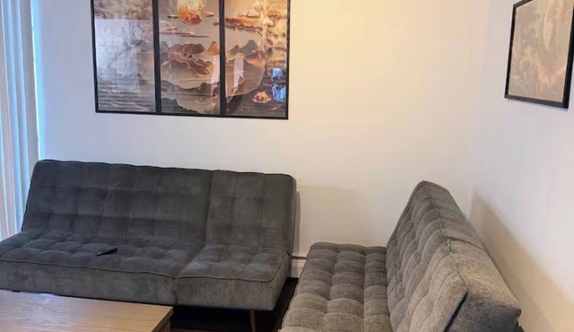 FIFA World Cup Stay Sleeps 6 3-Min Walk to Train Easy Access to Philadelphia