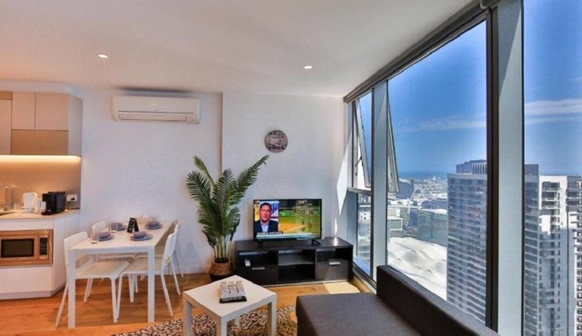❤️FIFTE09/InnerCBD/SkyHigh View/1Min To Station/FREE(Pool/GYM/Tram)