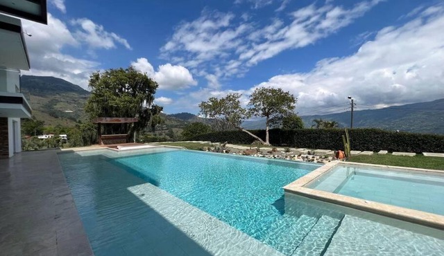 Finca de Lujo cerca de Medellín